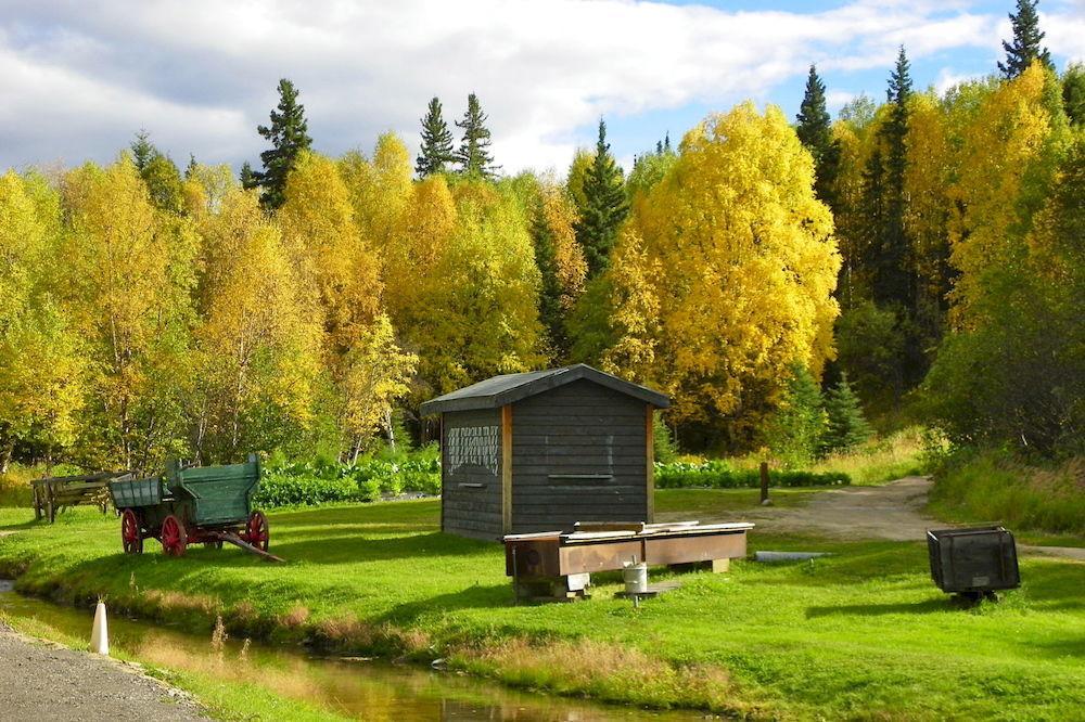 Chena Hot Springs Resort フェアバンクス エクステリア 写真