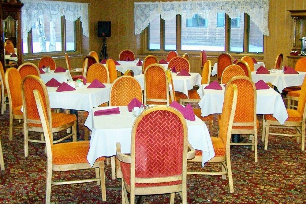 Chena Hot Springs Resort フェアバンクス エクステリア 写真