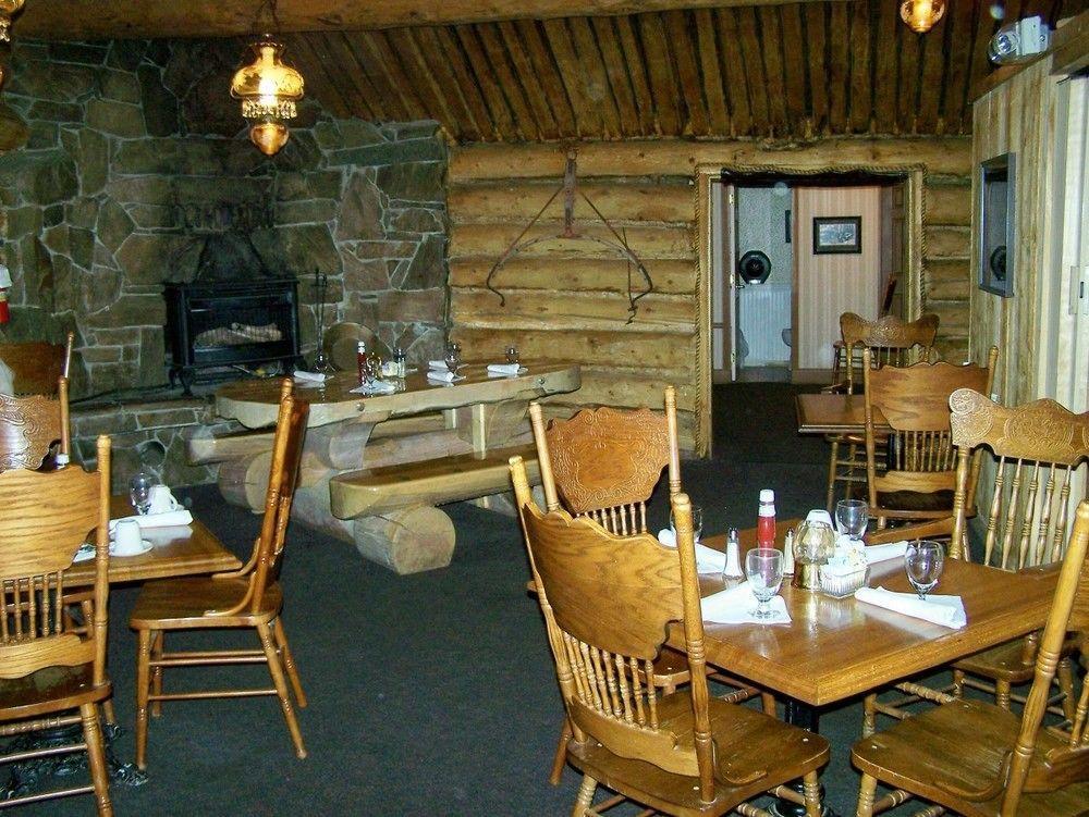 Chena Hot Springs Resort フェアバンクス エクステリア 写真