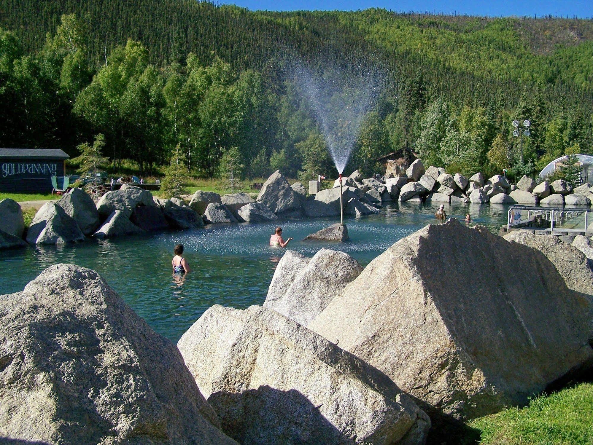 Chena Hot Springs Resort フェアバンクス エクステリア 写真
