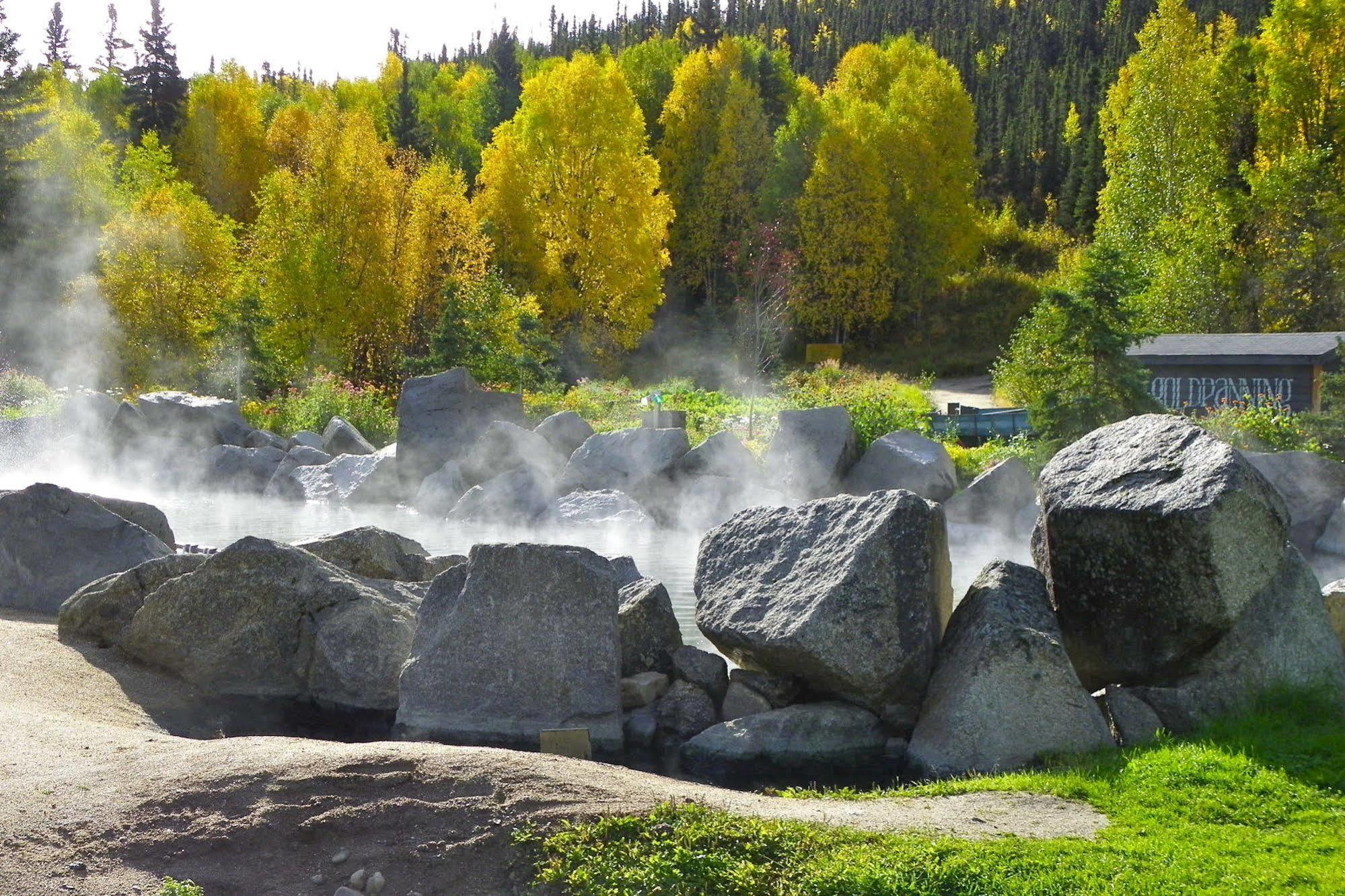 Chena Hot Springs Resort フェアバンクス エクステリア 写真